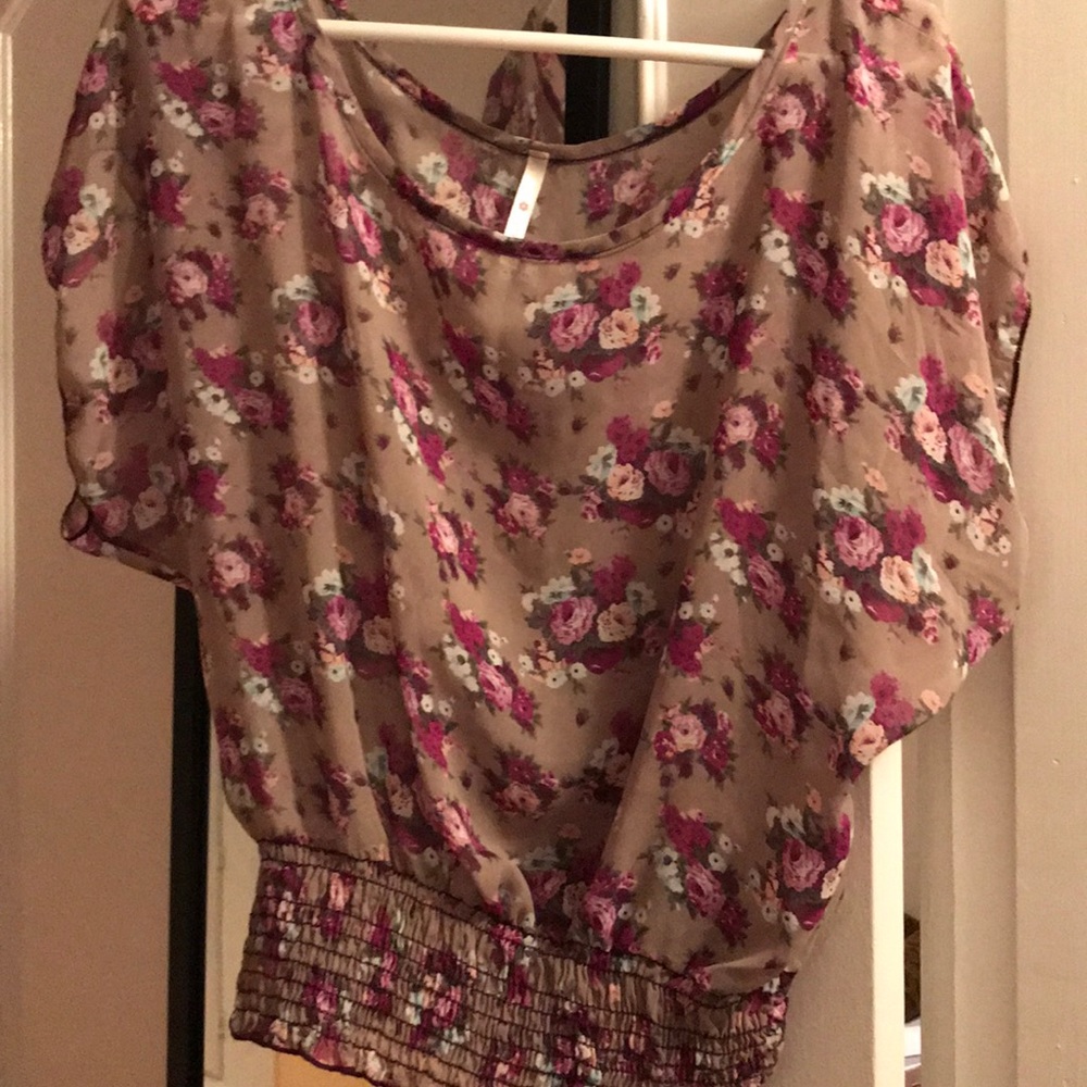 Flowy shirt